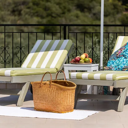 Avaton Hotel, Philian & 4*