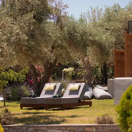 Avaton Hotel, Philian & مدينة سكياثوس