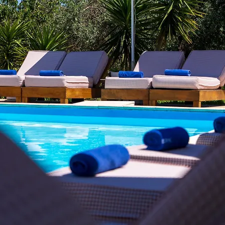 Avaton Hotel, Philian & فندق 4*