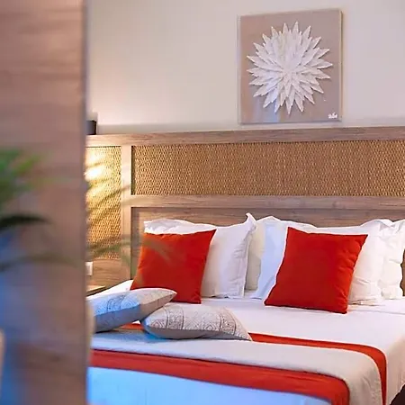 Avaton Hotel, Philian & ホテル 4*
