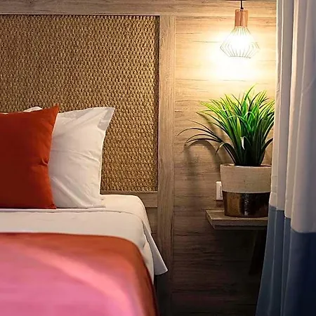Avaton Hotel, Philian & 4* スキアトスタウン
