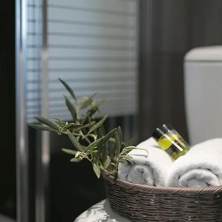 Avaton Hotel, Philian & 斯基亚索斯镇