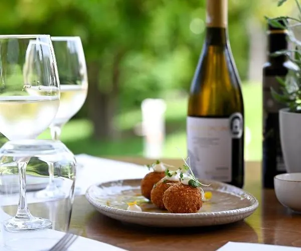 Avaton Hotel, Philian & Skiatos