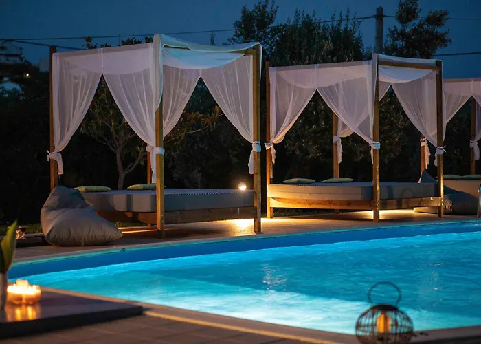 Avaton Hotel, Philian & Skiathos Town