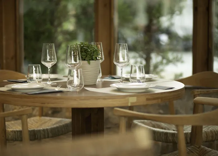 Avaton Hotel, Philian & Hotel