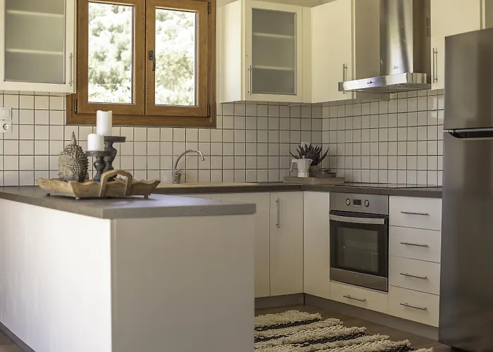 Avaton Hotel, Philian & Hotel 4*