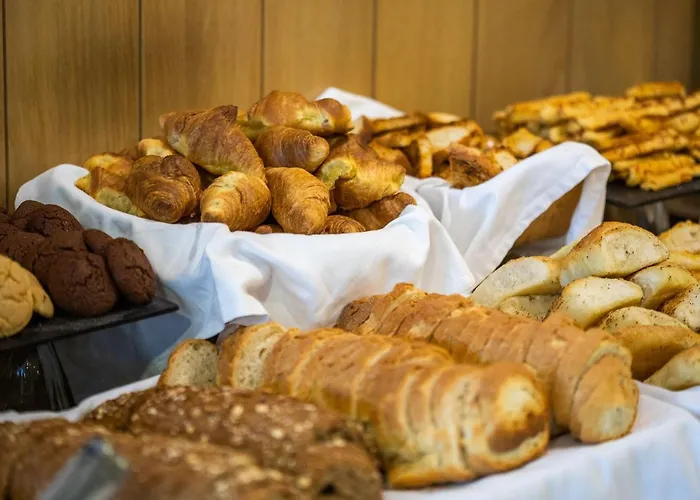 Avaton Hotel, Philian & 4*