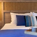 Avaton Hotel, Philian & Hotel