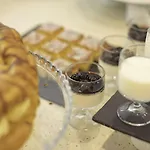 Avaton Hotel, Philian & Hotel