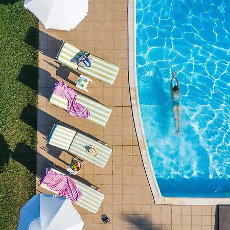 Szálloda Avaton Hotel, Philian &